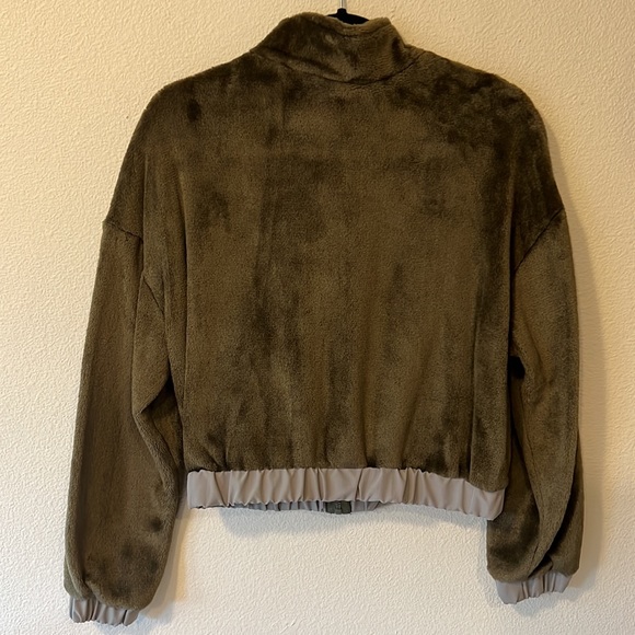 NWOT SHEIN Green Contrast Panel Flap Pocket Drop Shoulder Zip Up Jacket - Picture 6 of 9